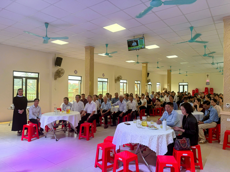 z7723558363942 0d656d8f2836d37846abcebaceba5306