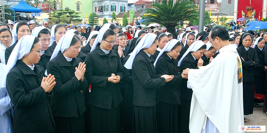 Khai Mạc Năm Thánh Lòng Thương Xót