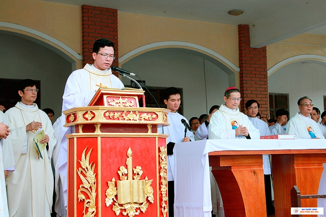 Khai Mạc Năm Thánh Lòng Thương Xót