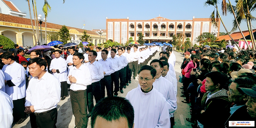 Đại Lễ Đức Mẹ Vô Nhiễm Năm 2016