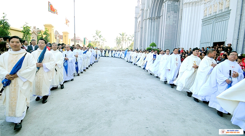 Đại Lễ Đức Mẹ Vô Nhiễm Năm 2016