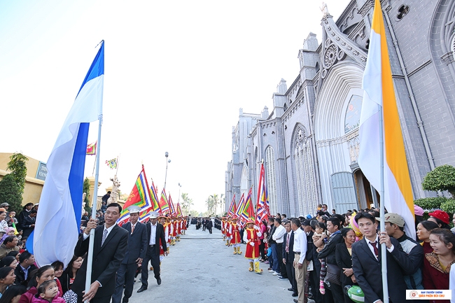 Đại Lễ Đức Mẹ Vô Nhiễm Năm 2016