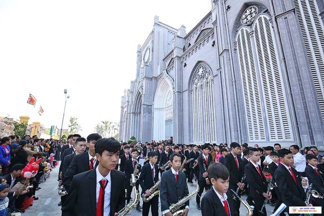 Đại Lễ Đức Mẹ Vô Nhiễm Năm 2016