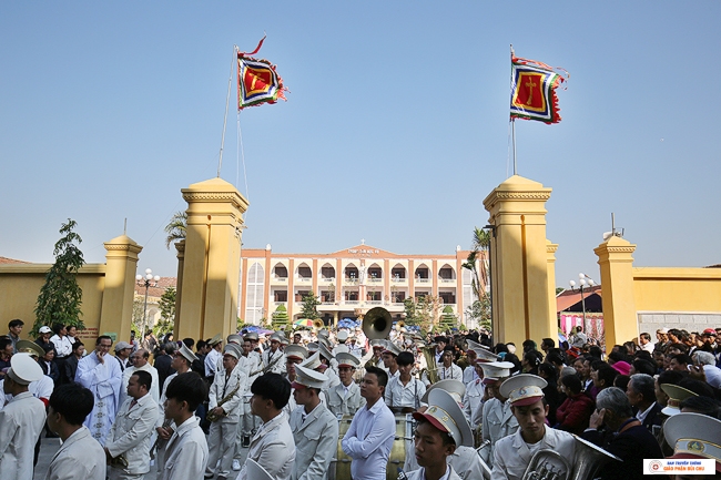 Đại Lễ Đức Mẹ Vô Nhiễm Năm 2016