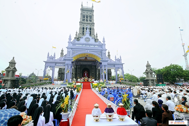 Thánh Lễ Truyền Dầu Năm 2017