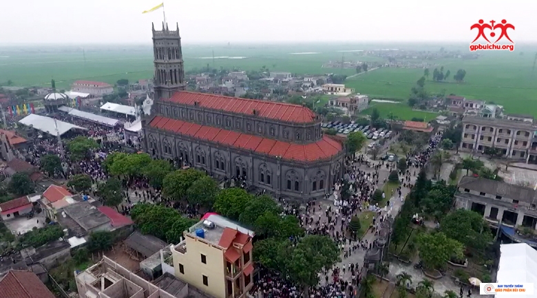 Thánh Lễ Truyền Dầu Năm 2017