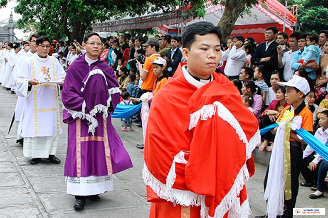 Thánh Lễ Truyền Dầu Năm 2017