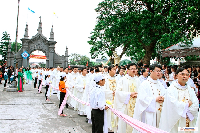Thánh Lễ Truyền Dầu Năm 2017