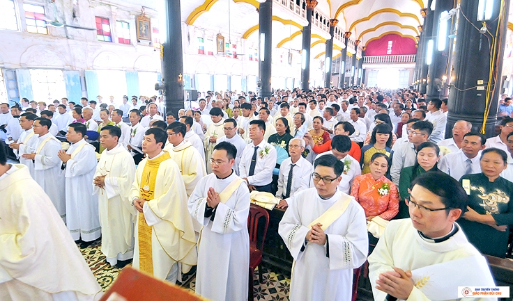 Hình ảnh lễ Truyền Chức Linh Mục năm 2018