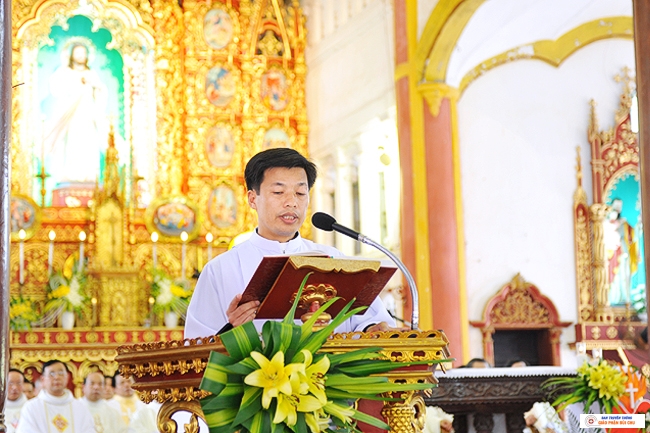 Hình ảnh lễ Truyền Chức Linh Mục năm 2018