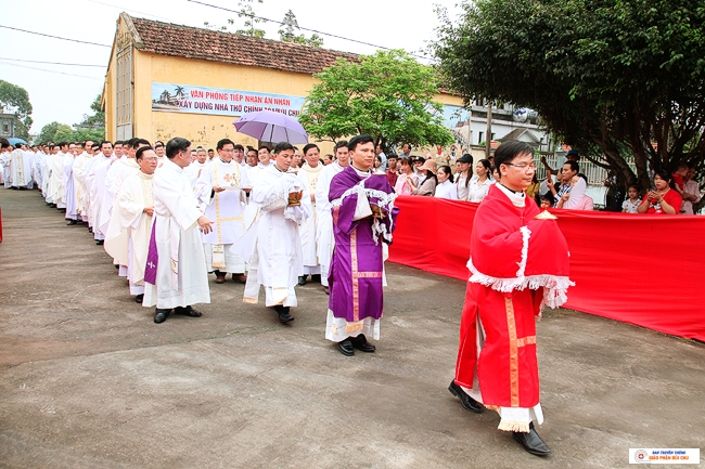 Lễ Truyền Dầu Giáo phận Bùi Chu năm 2020