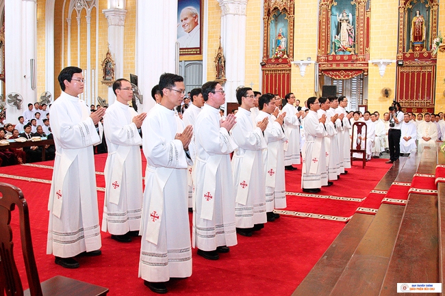 Thánh Lễ Truyền Chức Linh Mục 24/10/2020