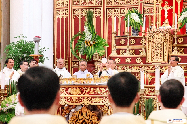 Thánh Lễ Truyền Chức Linh Mục 24/10/2020