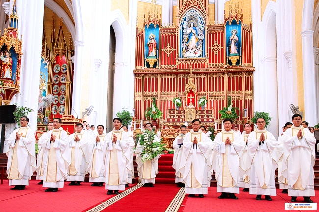 Thánh Lễ Truyền Chức Linh Mục 24/10/2020