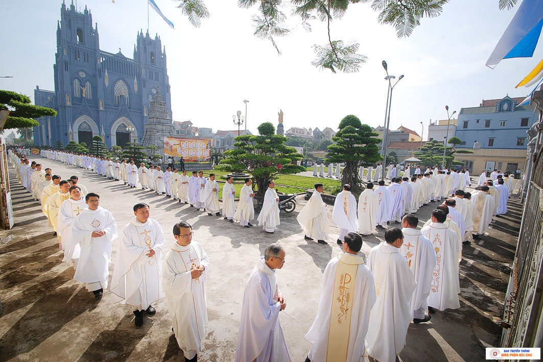 Thánh Lễ Truyền Chức Linh Mục 24/10/2020